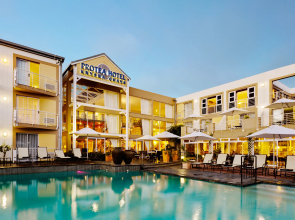 Protea Hotel by Marriott Knysna Quays