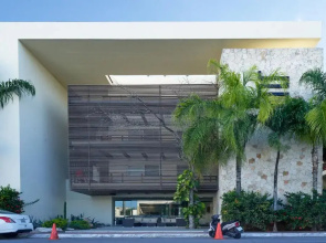 Condo Solana - Modern 2 Bedroom with BBQ and Gym - At Sabbia Condos