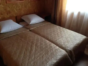 Guesthouse on Tsiolkovskogo Street 43