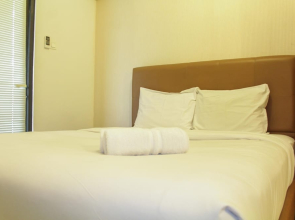 Homey and Simply Furnished Studio Apartment at 19 Avenue