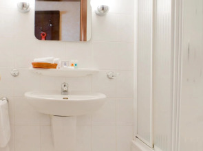 Отель «Салют»