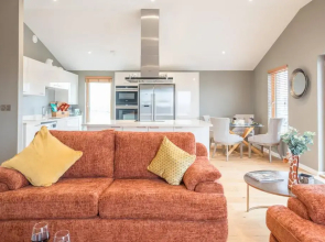 Woodbridge Penthouse