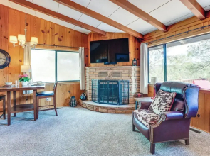 Mtn Views & Multi-level Deck: Prescott Paradise!