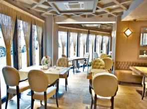 Momento - Special Class