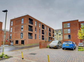 Beautiful 1-bed Apartment in Gloucester