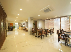 Отель Noble Tourist Hotel Insadong