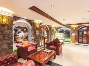 Tara Court Hotel