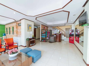 Reddoorz @ General Luna Davao