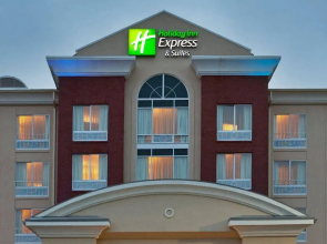 Holiday Inn Express Hotel & Suites Spartanburg-North by IHG