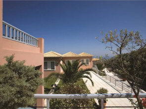 Mira Resort