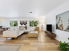 Spacious Beach Apt in Las Olas Blvd
