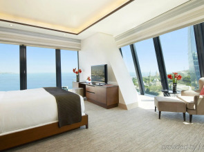 Отель Fairmont Baku at the Flame Towers