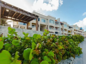 Isla 33 - One Bedroom Villa 2305