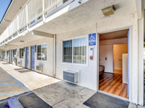 Motel 6 Stockton, CA - North