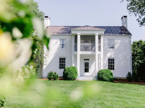 The Farmhouse at Veritas