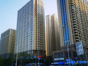 Tianqin Mushang Executive Apartment (Huizhou Dayawan Binhai Park Branch)