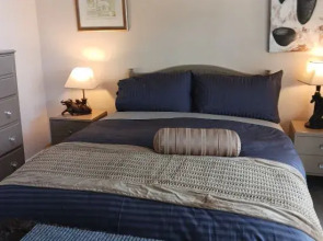 Magpie Cottage - Homestay B&B