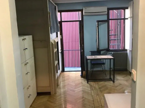 Yolohostel
