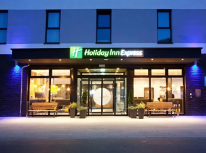 Holiday Inn Express Frankfurt Airport-Raunheim by IHG