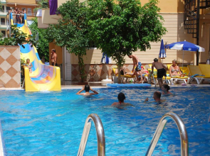 Kleopatra İkiz Otel