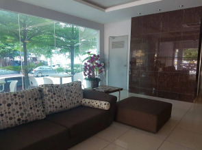 Отель Swing and Pillows — KL Sg Besi