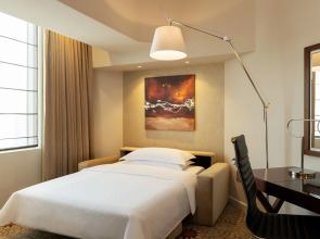 Sheraton Mall of the Emirates Hotel, Dubai