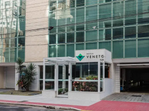 Ocean View Apt Just 110m From the Beach - Evo0801