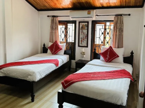 Singharat Boutique House