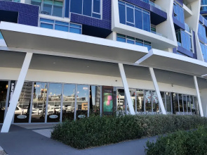 Astonishing Docklands View Deluxe Room