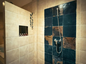 Villa Raya Private Pool Villas Resort