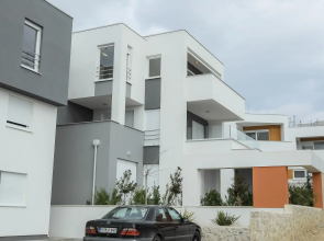 Apartments Tomana