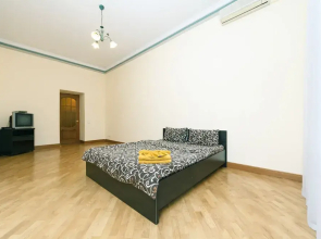 4 bedroom apartment at the Palace of Sport