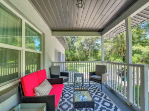 Single-story Ocala Home w/ Porch - Near Wec!