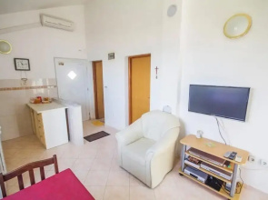 Teo - 8m From the sea & Parking - A3 Novi