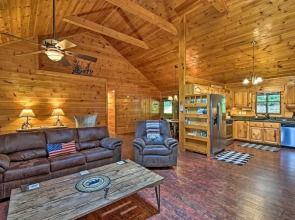 Cozy 'sunset View' Cabin w/ Game Room & Mtn Views!