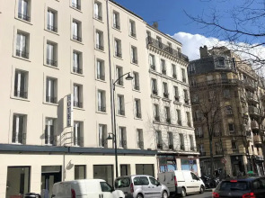 Hotel Le National Clichy Paris