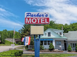 Parkers Motel