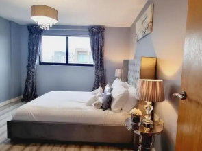 Two Double Bed Suite, Liverpool City Centre