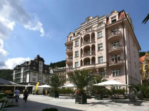 Art Deco WOLKER by ASTORIA Hotel & Medical Spa