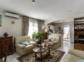 House With 3 Bedrooms in Baillargues, With Enclosed Garden and Wifi -
