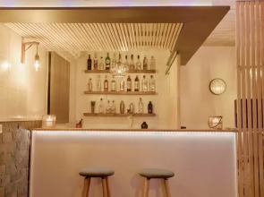 Undarius Hotel