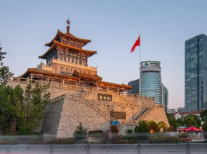 Hanting Hotel (Jinan Baotu Spring)