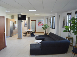 Moai Loft