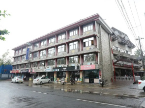 Hotel Rvee's Regency by OYO Rooms