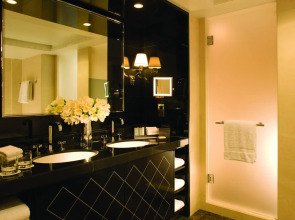 Four Seasons Hotel London at Park Lane