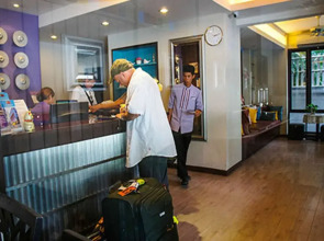 Sawasdee Hotel @ Sukhumvit Soi 8