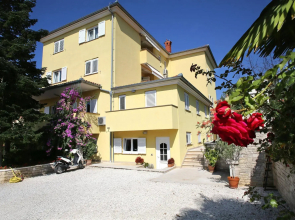 Apartments Davorka