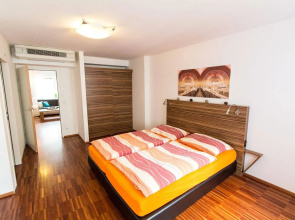 Royal Living Apartments Vienna