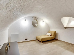 149 Suite Christophe, Great APT, Paris