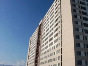 Apartment Emerald Tower By Kamara Rooms By Zuzu